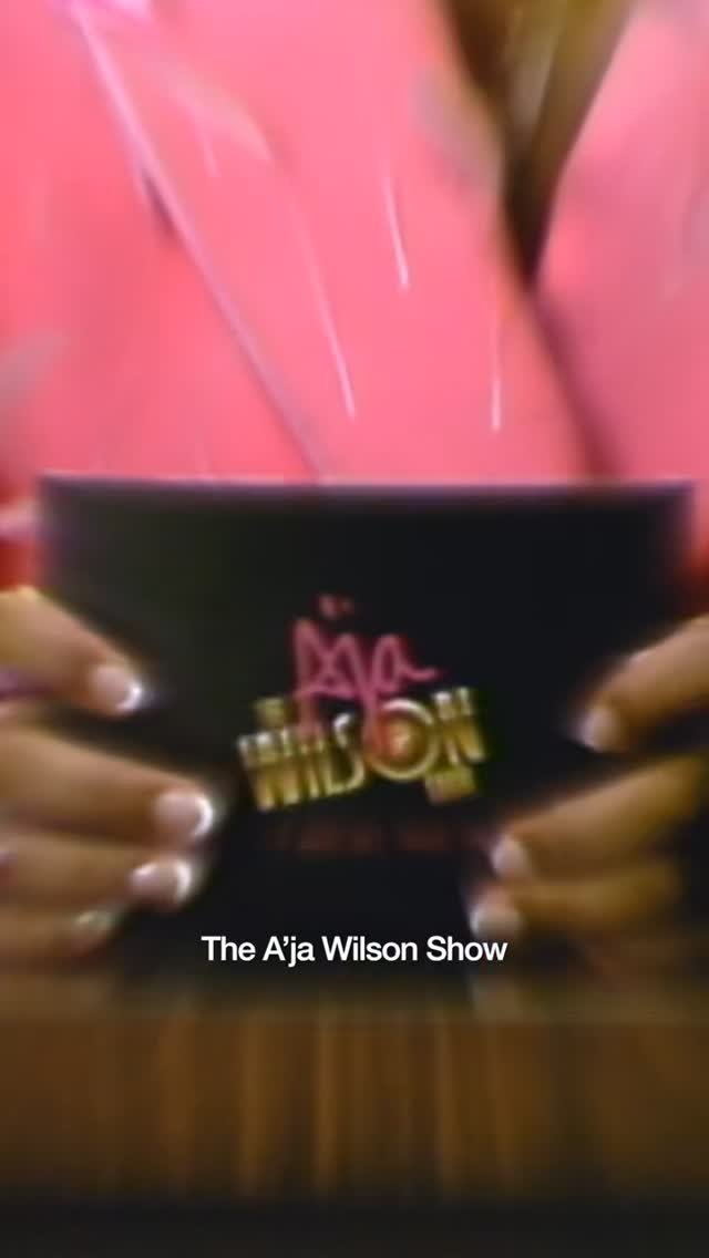 Correios logo on a building